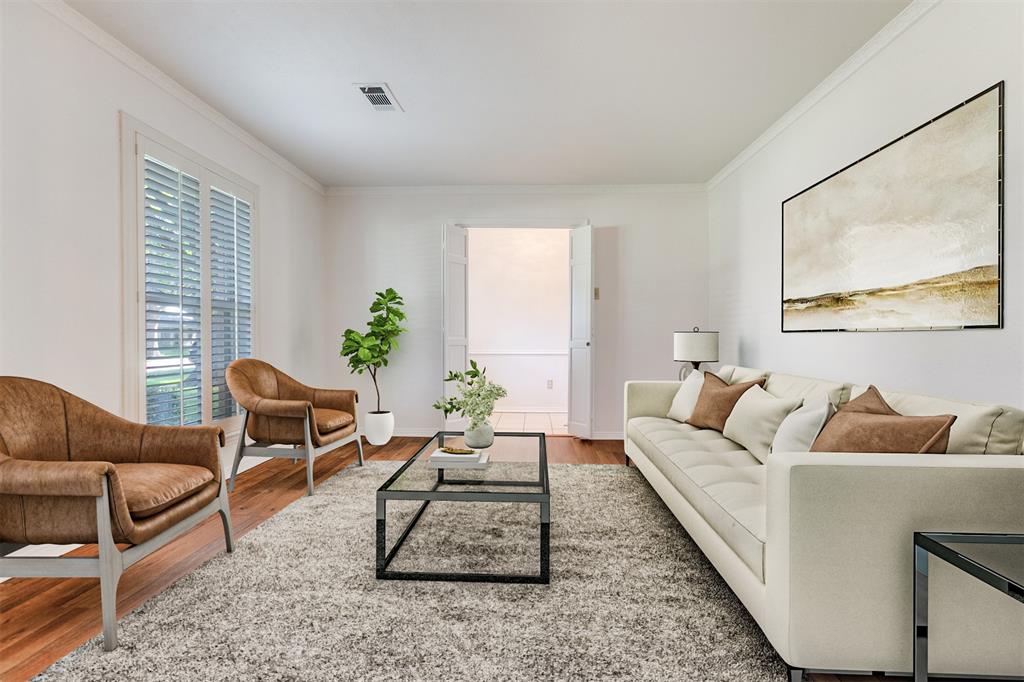 1006 Hillsdale Drive