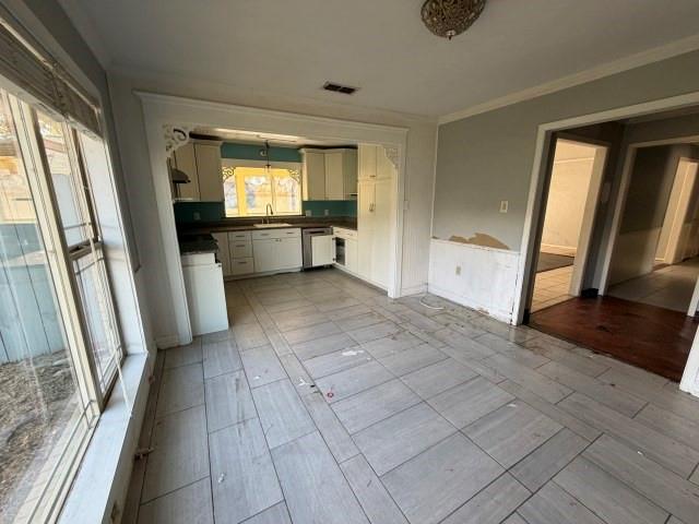 Emerald Bay - Residential