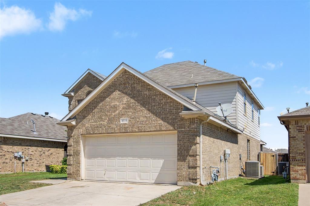 4816 Willow Branch Court