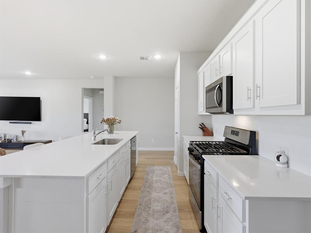 Oakmont Park Sub Ph 3 - Residential Lease