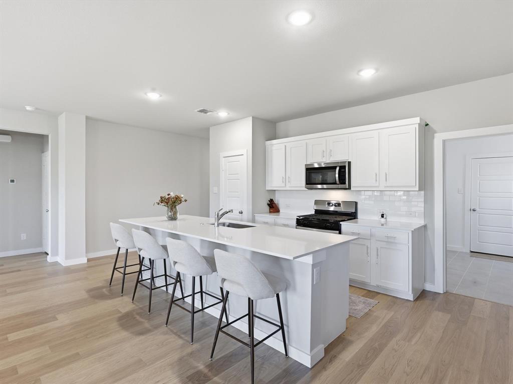 Oakmont Park Sub Ph 3 - Residential Lease