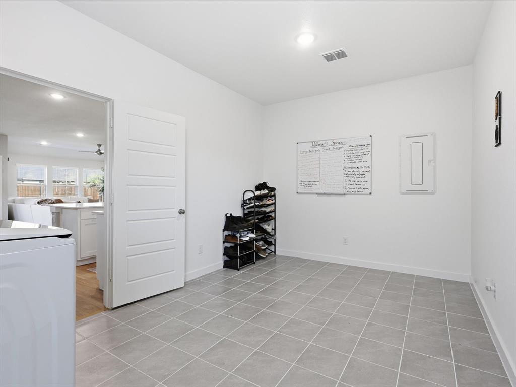 Oakmont Park Sub Ph 3 - Residential Lease