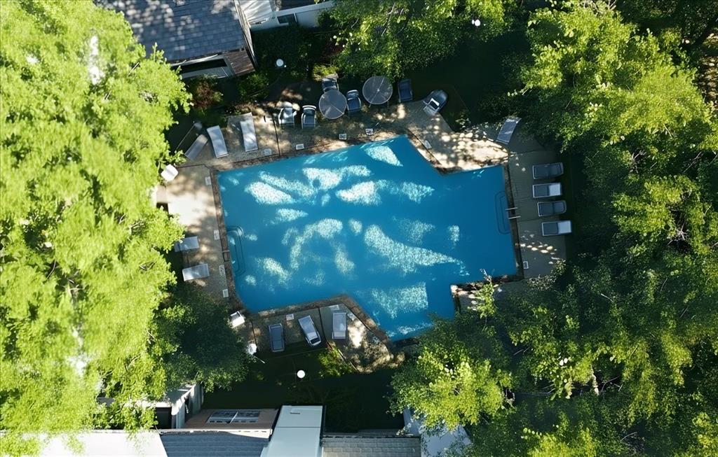 Willow Lane Condo - Residential