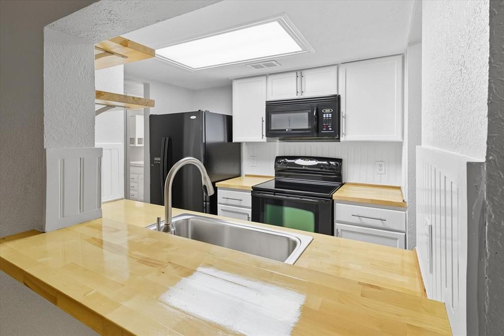 Willow Lane Condo - Residential