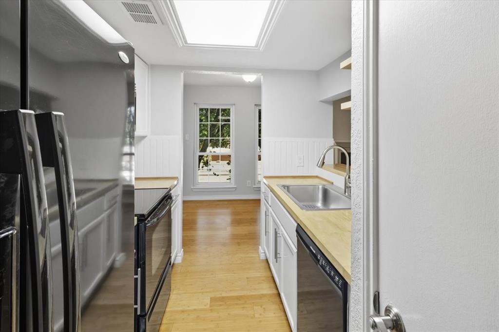 Willow Lane Condo - Residential