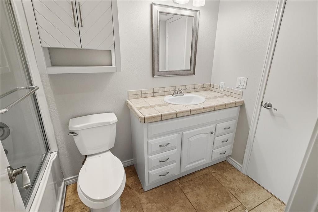 Willow Lane Condo - Residential