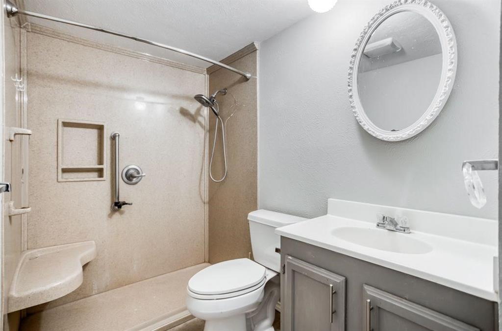 Colony 22 - Residential Lease