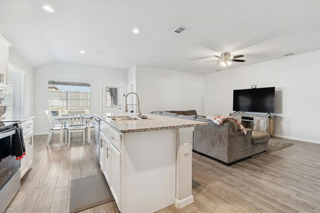 WATERSBEND SOUTH - Residential