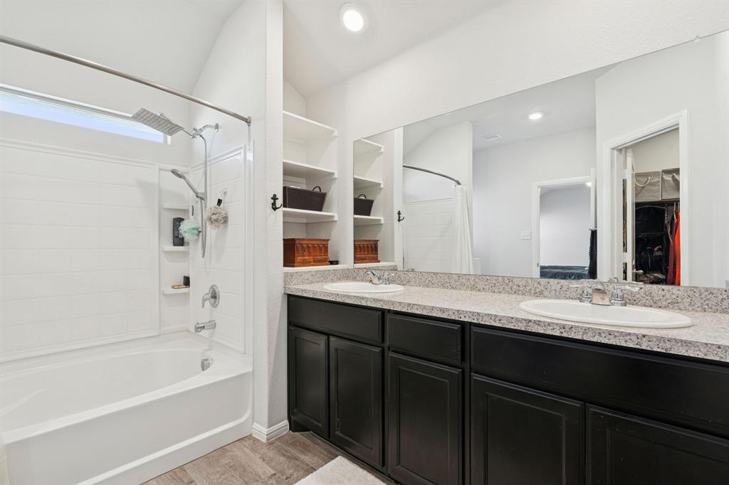 WATERSBEND SOUTH - Residential