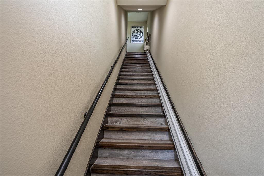 Moss Lake Estate - Residential