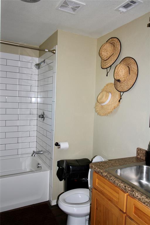 Moss Lake Estate - Residential