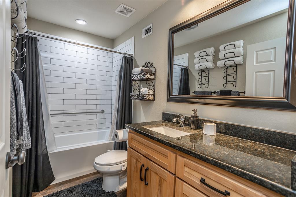 Moss Lake Estate - Residential