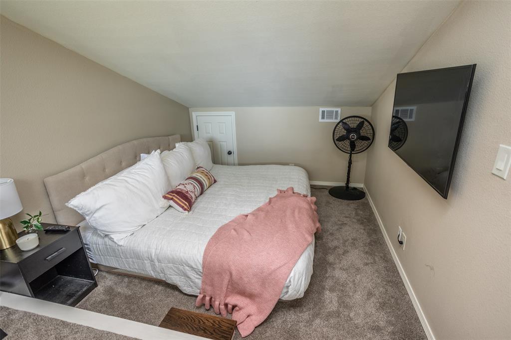 Moss Lake Estate - Residential