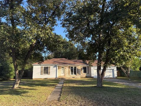 404 S Jean Drive Longview TX 75602