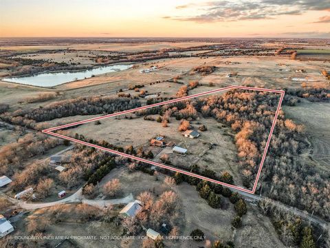 Photo of 3954 County Road 1141, Leonard, TX 75452 (MLS # 21172355)