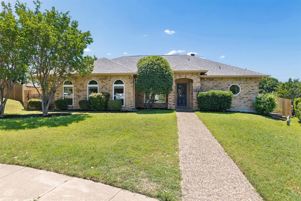 2804 Gainesborough Drive