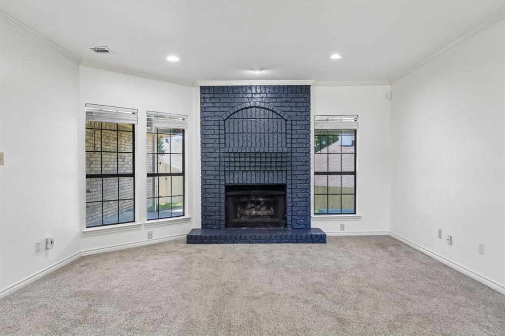 2804 Gainesborough Drive
