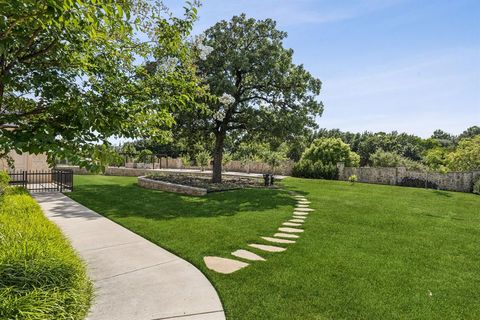 Tiny photo for 1707 Placid Oaks Court, Westlake, TX 76262 (MLS # 21060620)