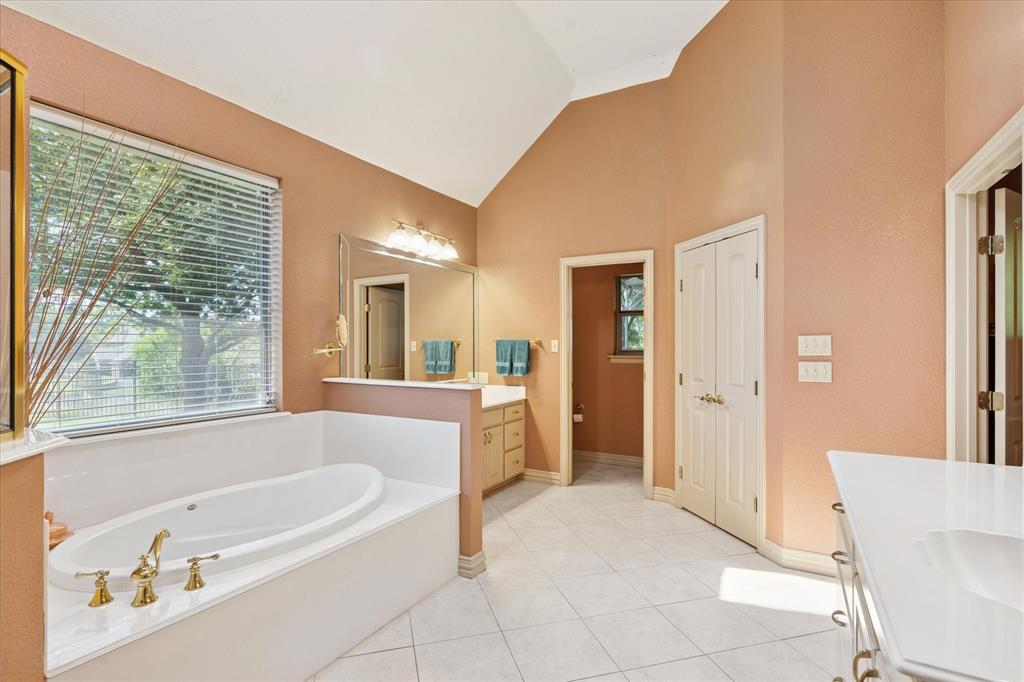 Lake Hills Estates Sec 03 - Residential