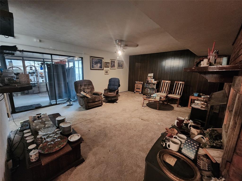 5705 Kerry Lane