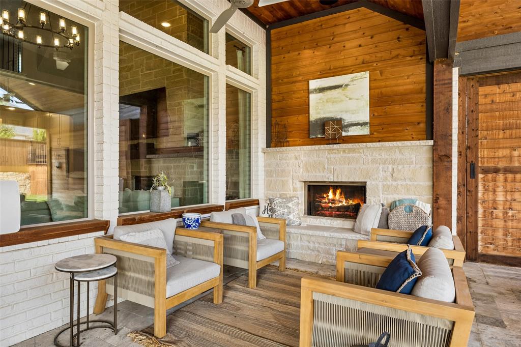 2910 Twin Eagles Drive