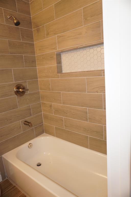 ROLLING CREEK 1ST INST - Residential