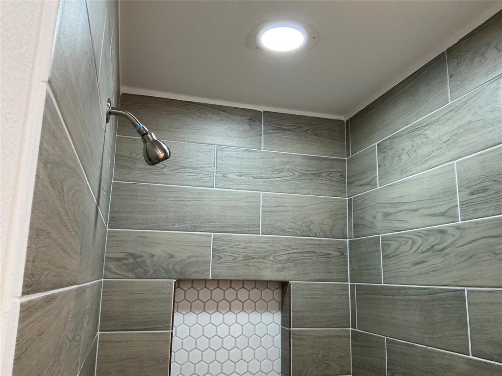 ROLLING CREEK 1ST INST - Residential