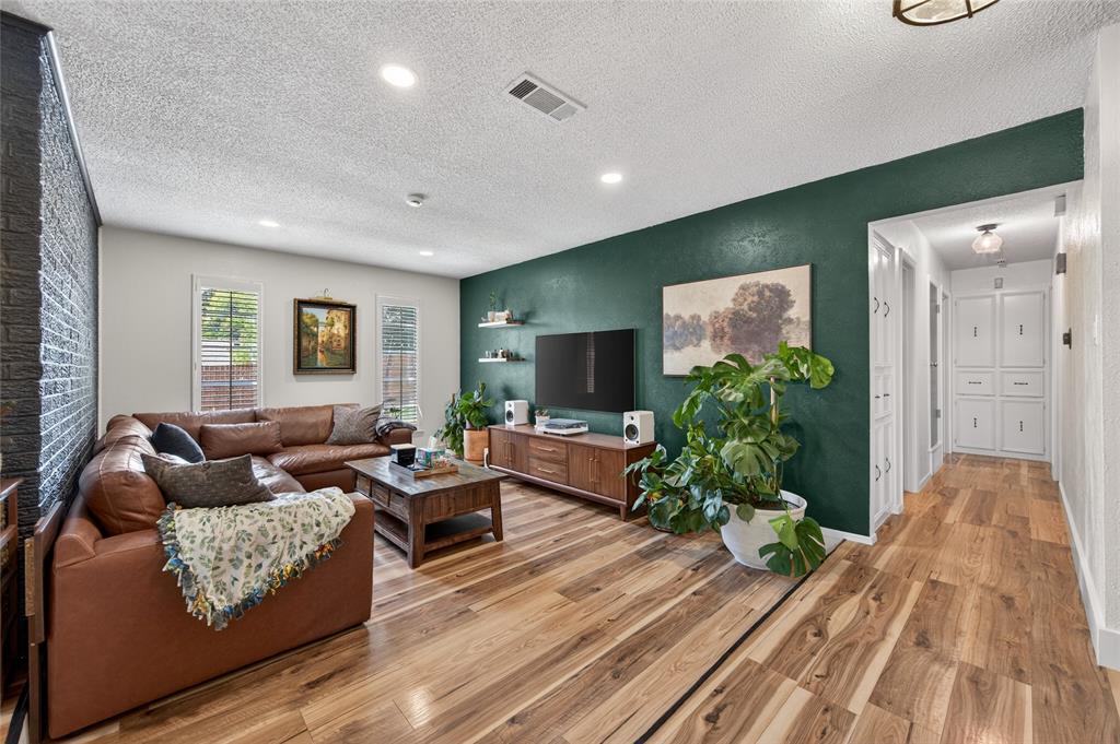 Meadowbrook East Add - Residential