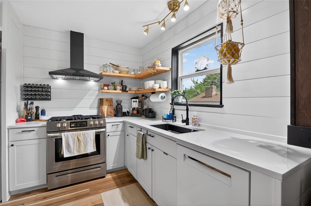 Meadowbrook East Add - Residential