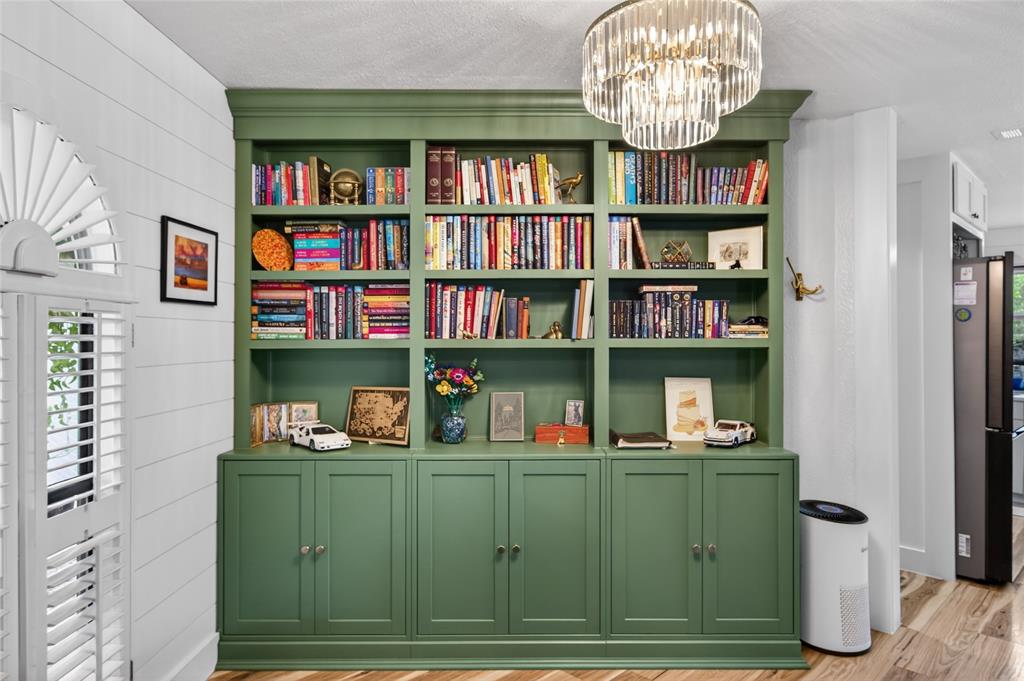 Meadowbrook East Add - Residential