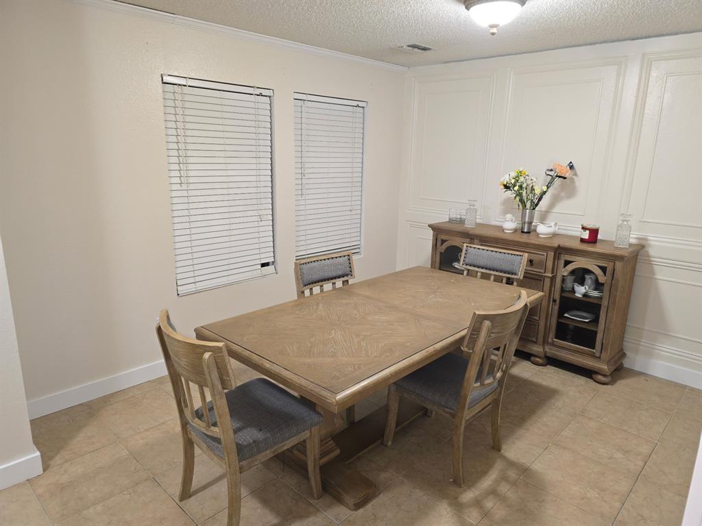 3813 Summer Hill Drive