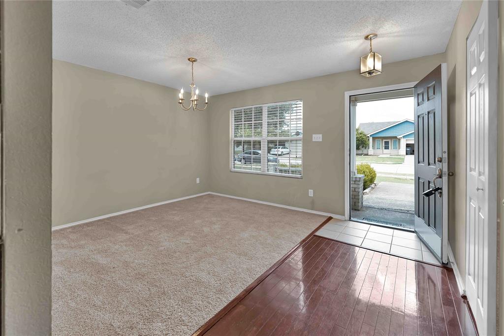 9517 George Washington Drive