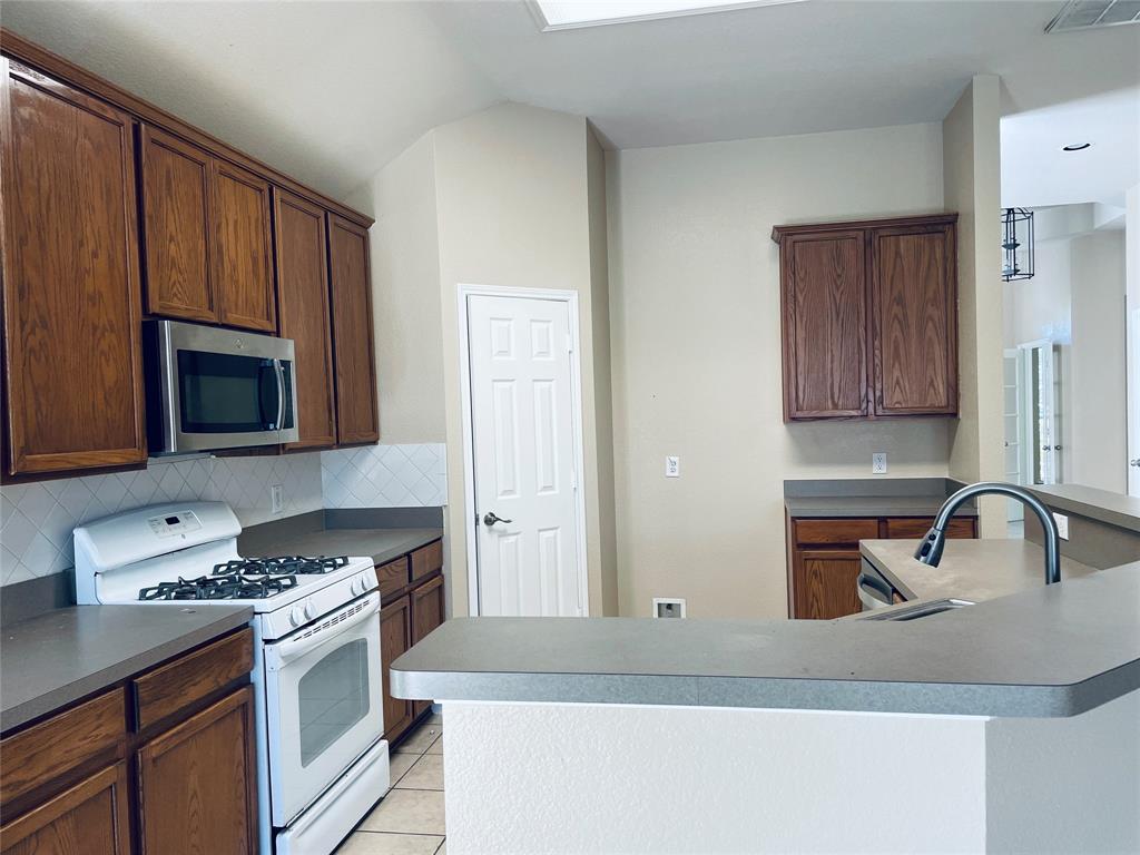 Lakeview Summit Ph 03 - Residential Lease