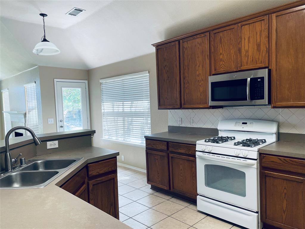 Lakeview Summit Ph 03 - Residential Lease