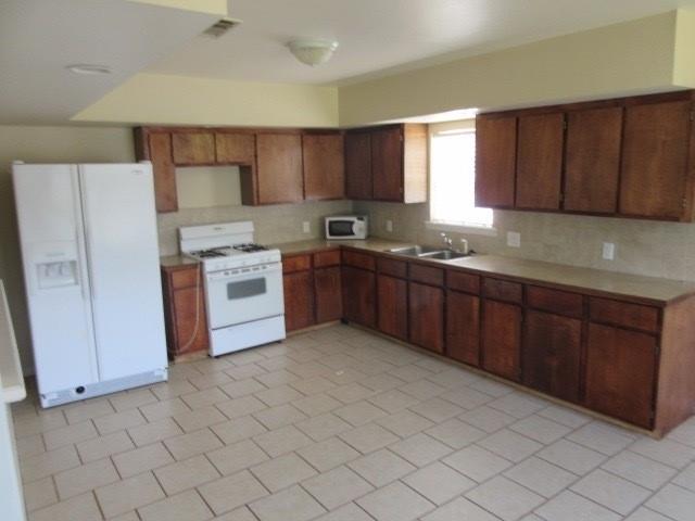 Riverside Drive Add - Residential Lease