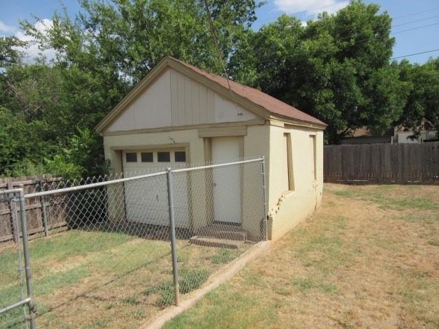 Riverside Drive Add - Residential Lease