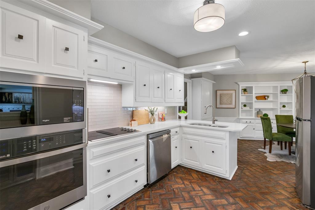 Lovers Lane East - Residential