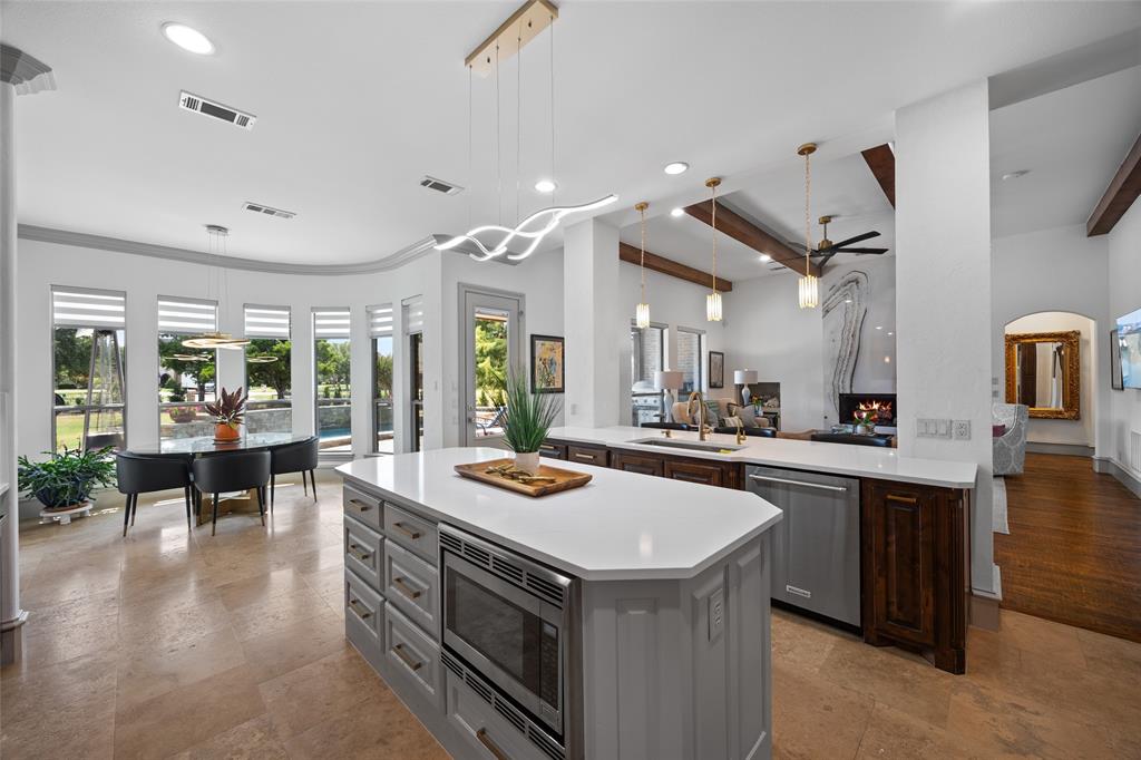 Wyndemere II - Residential