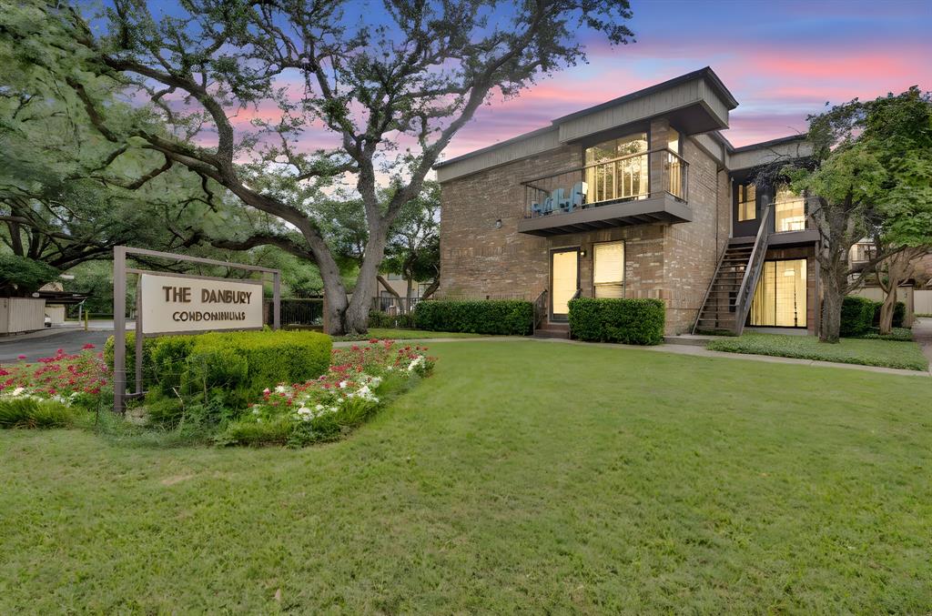 Danbury Condo - Residential Lease