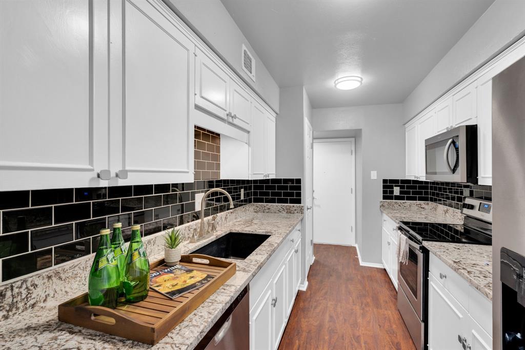 Danbury Condo - Residential Lease