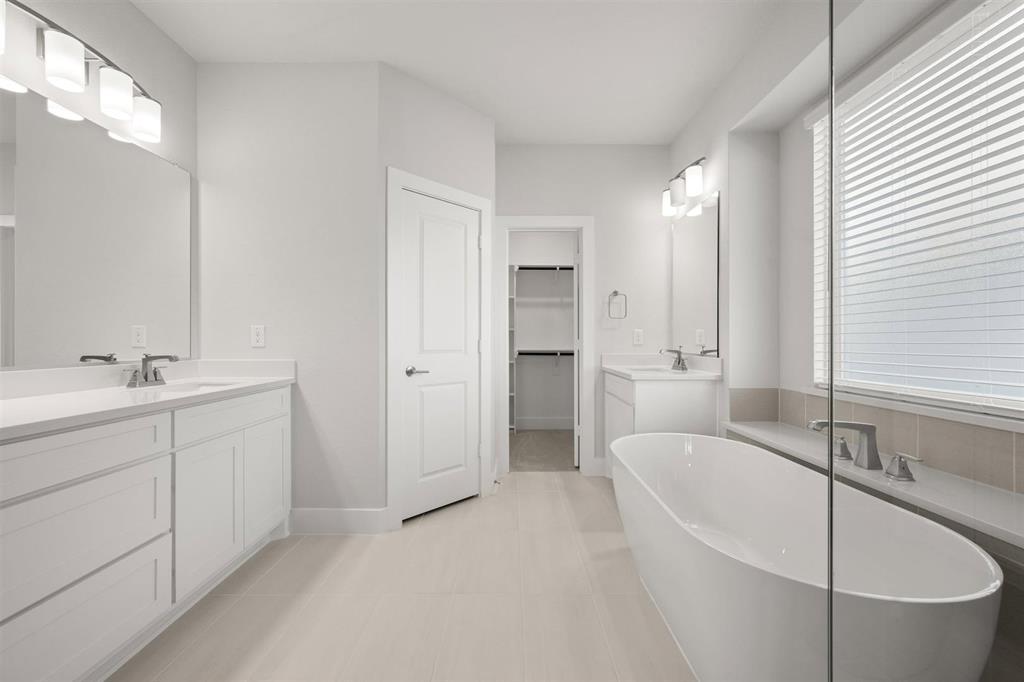 Oaks of North Grove - Residential