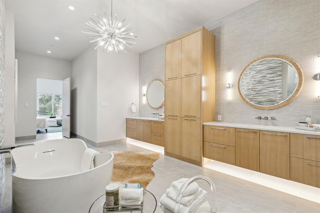 Oak Alley - Residential