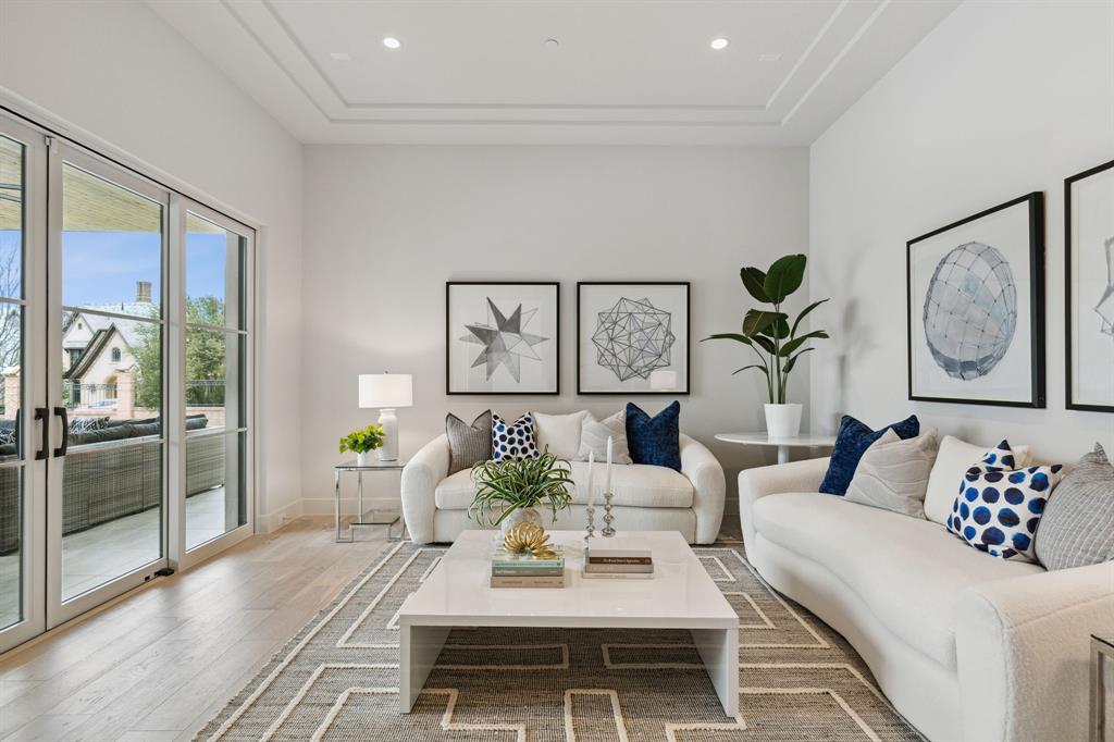 Oak Alley - Residential