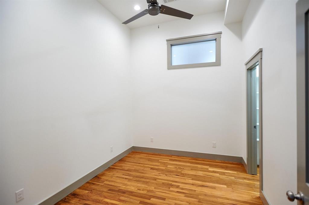 O T Ennis - Residential Lease