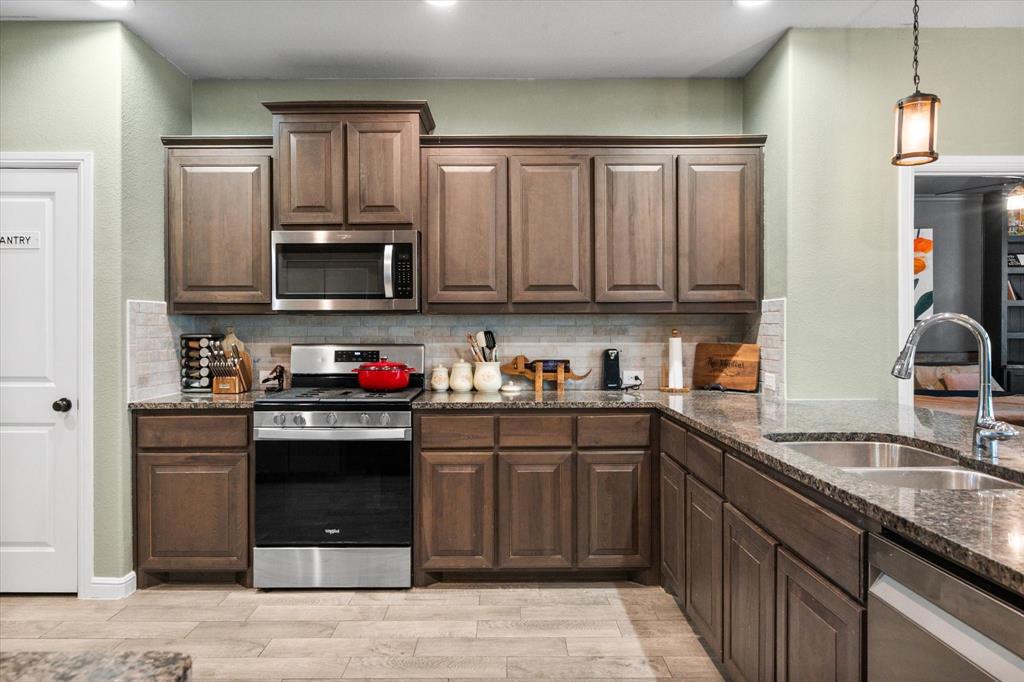 Twin Mills Add - Residential