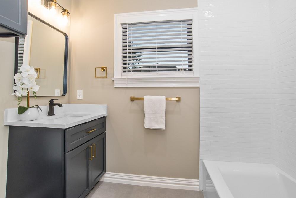 CEDAR CREST - Residential