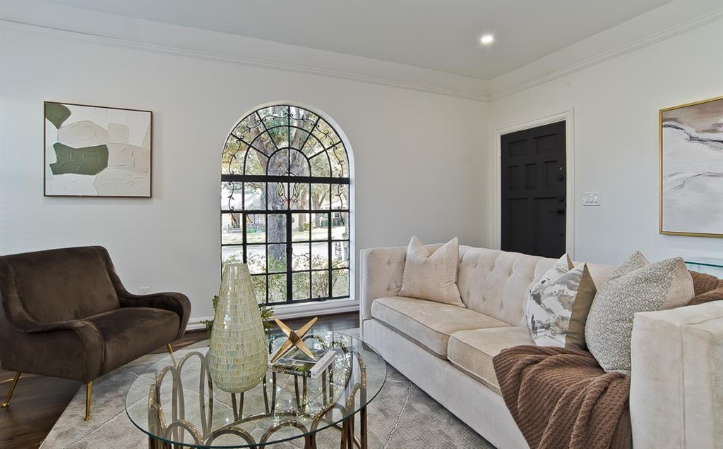 CEDAR CREST - Residential