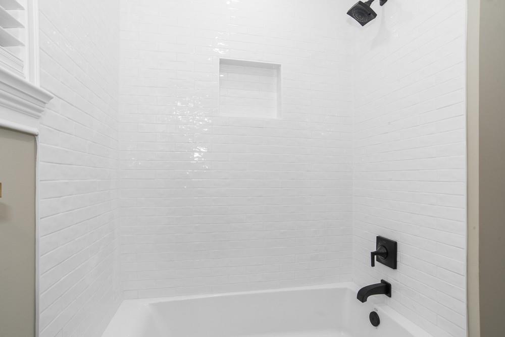 CEDAR CREST - Residential