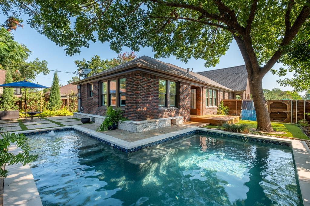 715 Monte Vista Drive