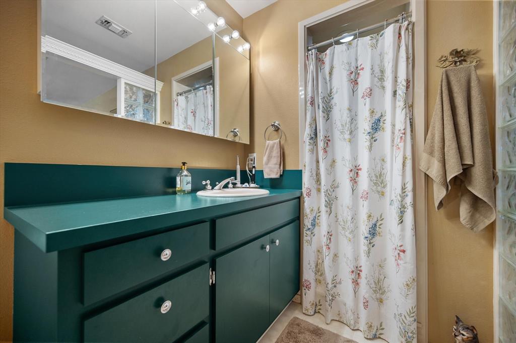 Forest Hill Place Add - Residential